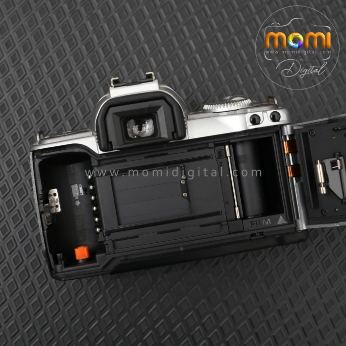 canonkiss5-g CANON KISS 5 BODY - Image 7