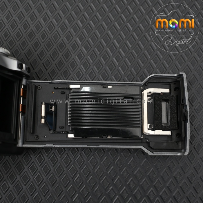 canonkiss5-h CANON KISS 5 BODY - Image 8